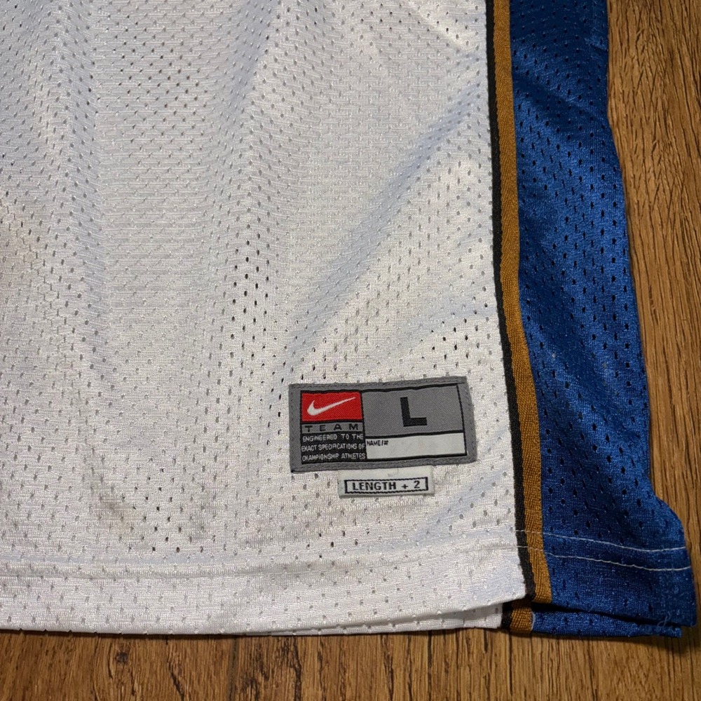 Y2K Nike Michael Jordan Washington Wizards 23 Jersey Youth Large White Mesh NBA - Picture 2 of 9